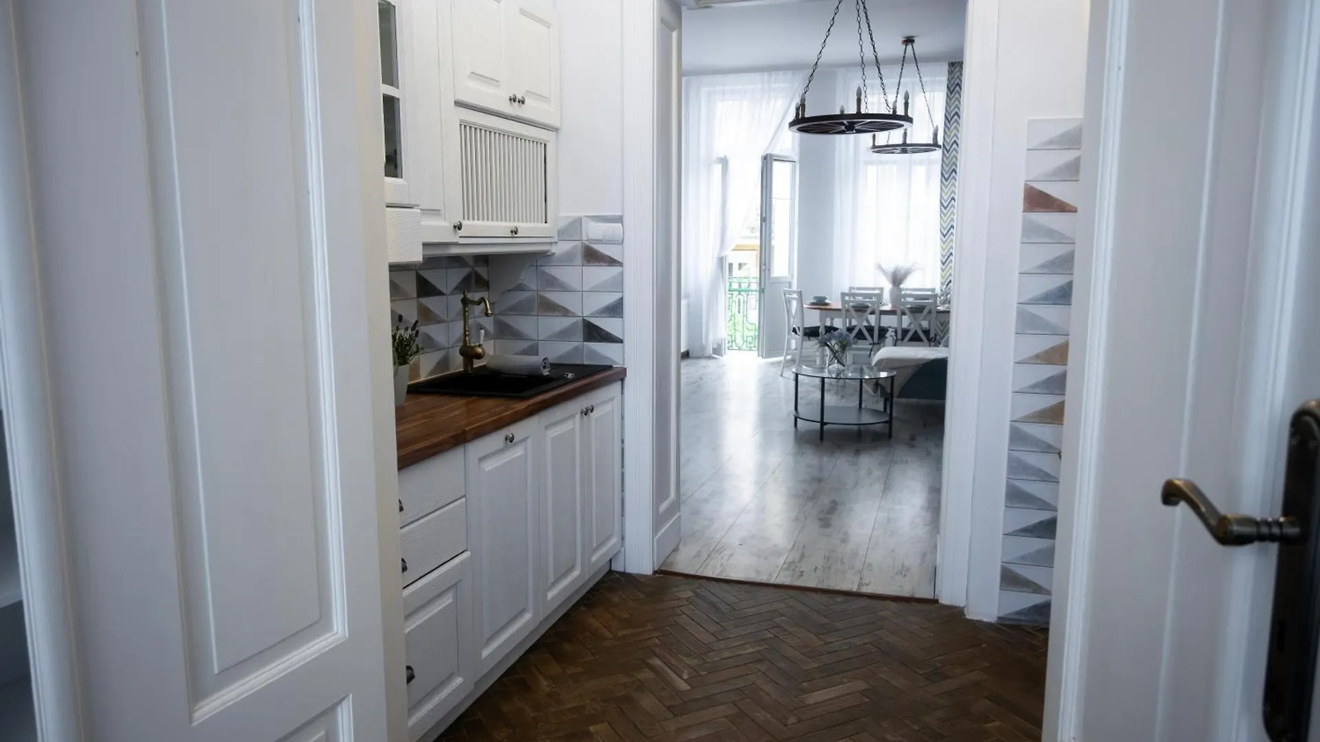 Apartament Na Lazarzu 7 波兹南 波兰